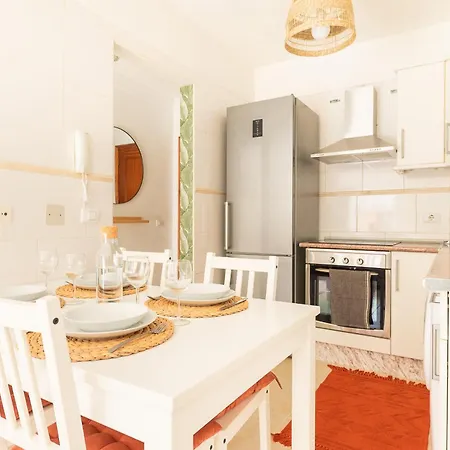 Profithome-punta Larga 公寓