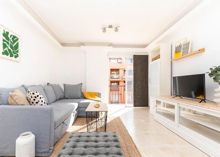 Profithome-punta Larga カンデラリア