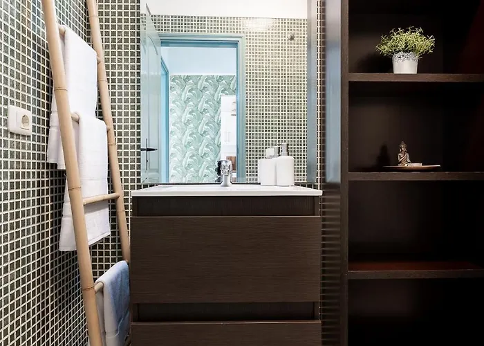 Profithome-punta Larga * カンデラリア