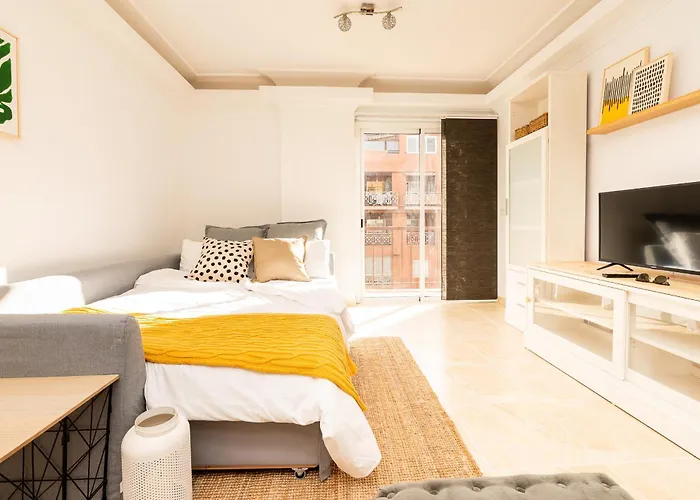 Profithome-punta Larga カンデラリア