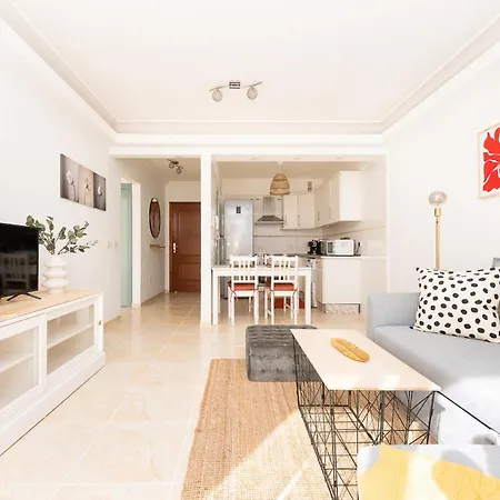 Profithome-punta Larga 公寓