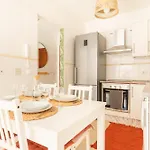 Profithome-punta Larga 公寓